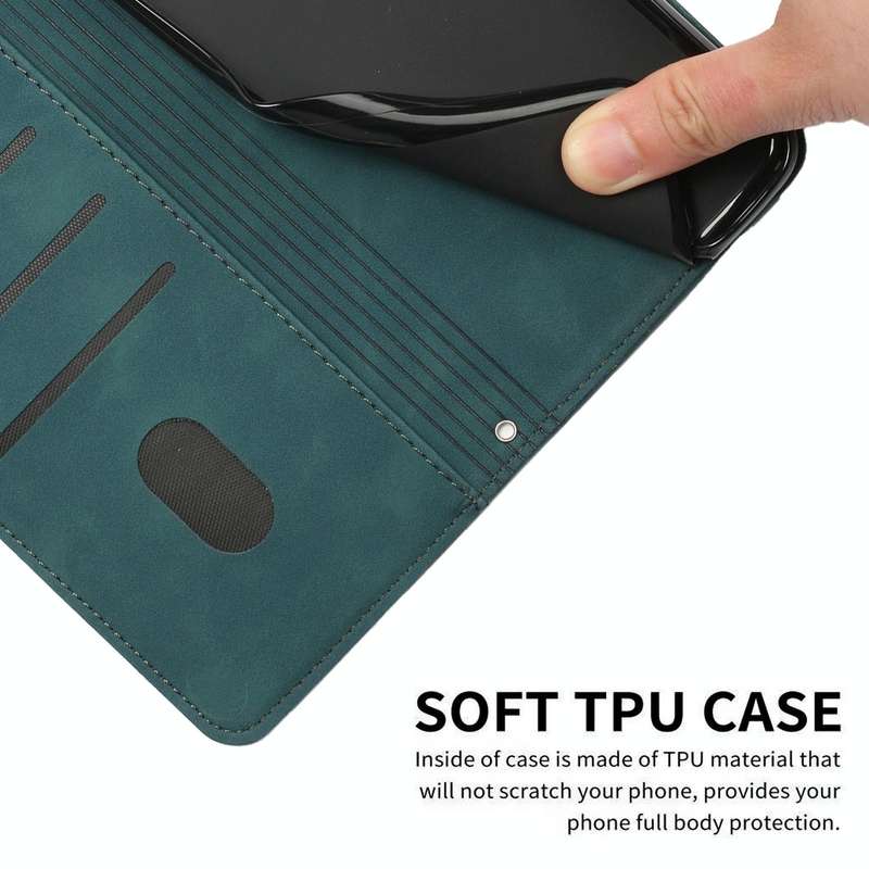 For Tecno Camon 17P/17 Pro Skin Feel Heart Pattern Leather Phone Case With Lanyard(Green)