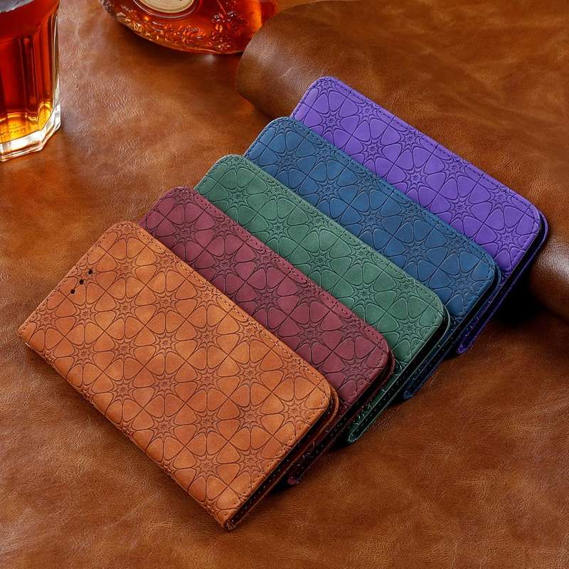 For iPhone 7 Plus / 8 Plus Lucky Flowers Embossing Pattern Magnetic Horizontal Flip Leather Case ...