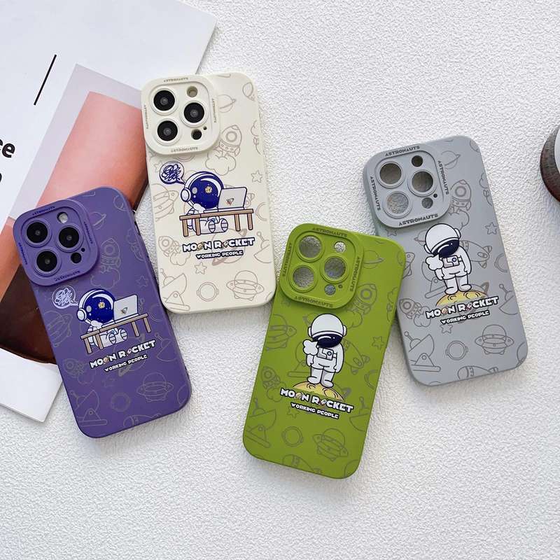 For iPhone XR Liquid Silicone Astronaut Pattern Phone Case(Dark Purple)