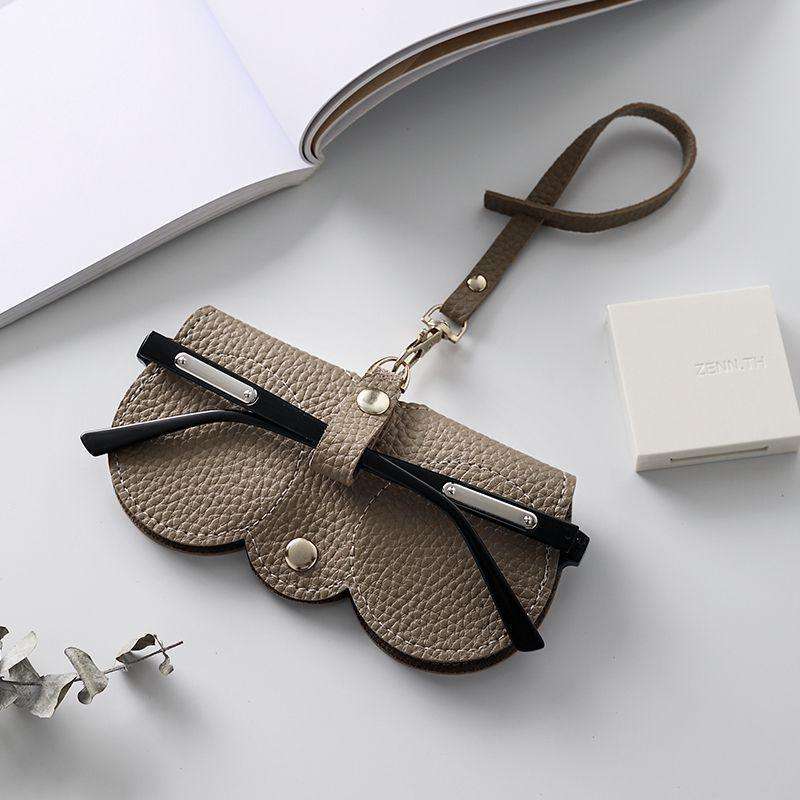 3pcs Portable Glasses Storage Bag Jewelry Clip Pouch(Khaki)