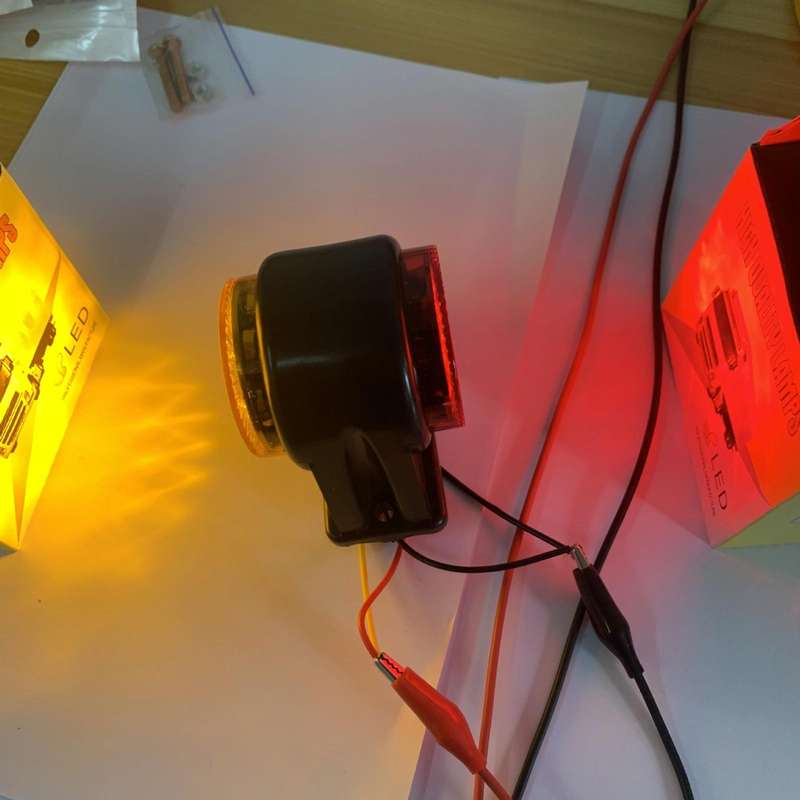 12/24V 14 LEDs Truck Two-Color Side Light Trailer Side Tail Light