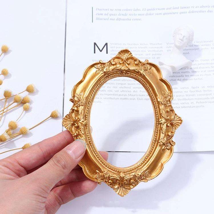 Vintage Gold Resin Mini Photo Frame Earrings Jewelry Decoration Photo Props(Oval)