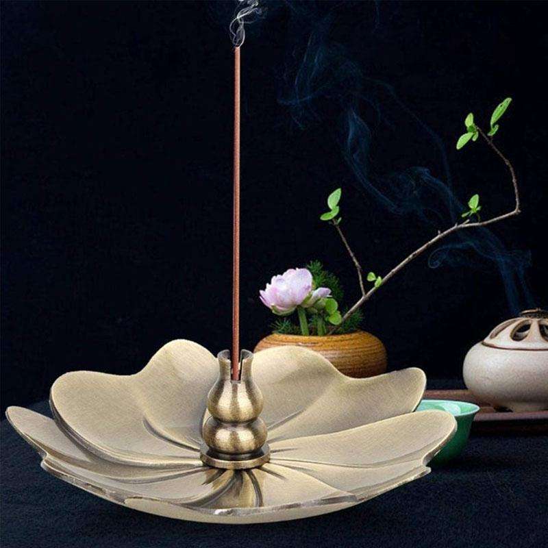 Household Bedroom Alloy sandalwood Furnace Creative Antique Line Incense Burner Incense Holder, S...