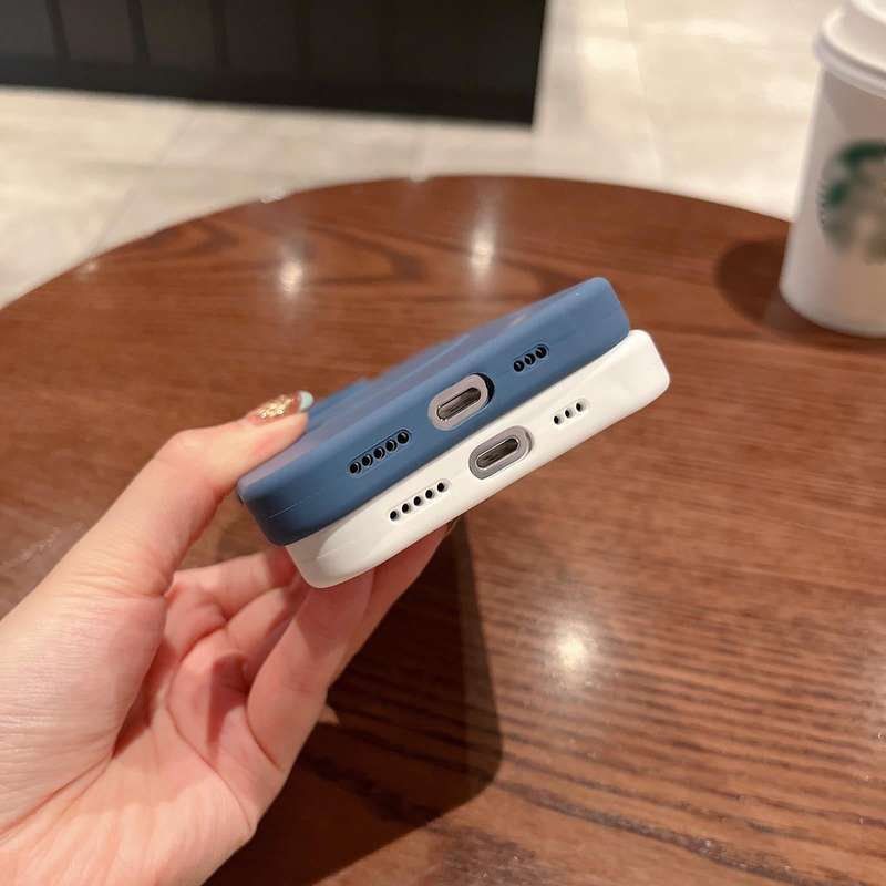 For iPhone 12 / 12 Pro Magsafe Magnetic Silicone Phone Case(Ice Blue)