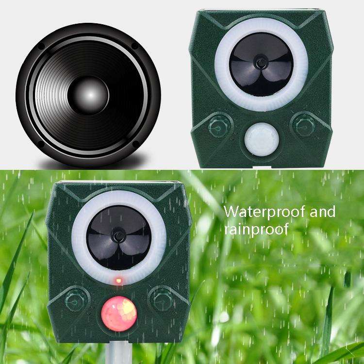 Electronic Rodent Repeller Ultrasonic Outdoor Animal Repeller(Green)