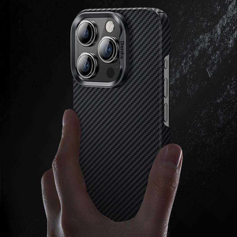 For iPhone 15 Pro Benks 600D Kevlar Carbon Fiber Phone Case(Black)