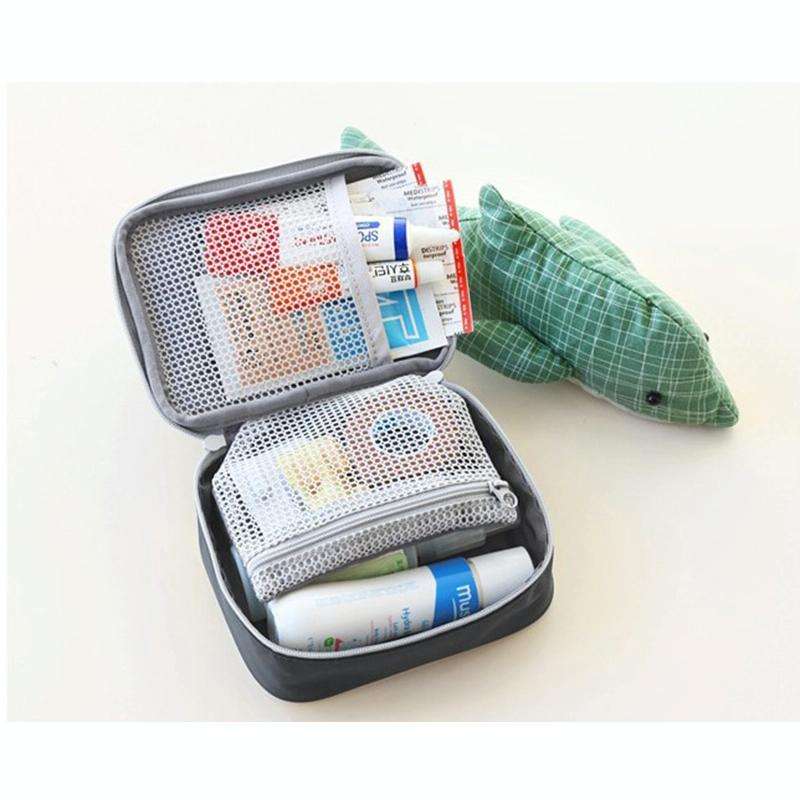 Cute Heart Mini Medicine Bag First Aid Emergency Kits Organizer Outdoor Household Pill Bag, Size:...