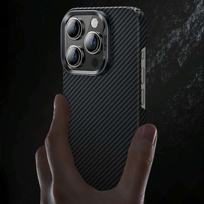 For iPhone 15 Pro Max Benks 600D MagSafe Magnetic Kevlar Carbon Fiber Phone Case(Black)