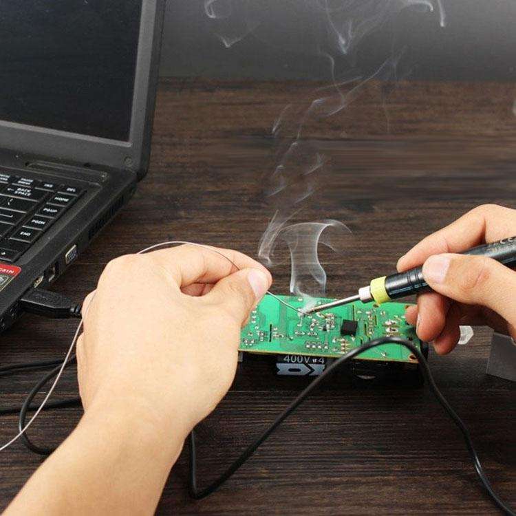 Portable USB Powered Soldering Iron Pen 5V 8W Long Life Tip + Touch Switch Protective Cap Auto Sh...