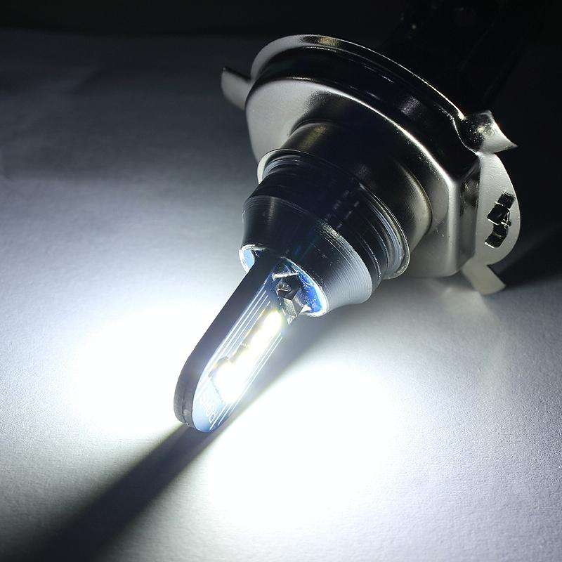 1 Pair 9006 DC12V 7.8W Car LED Fog Light (White Light)
