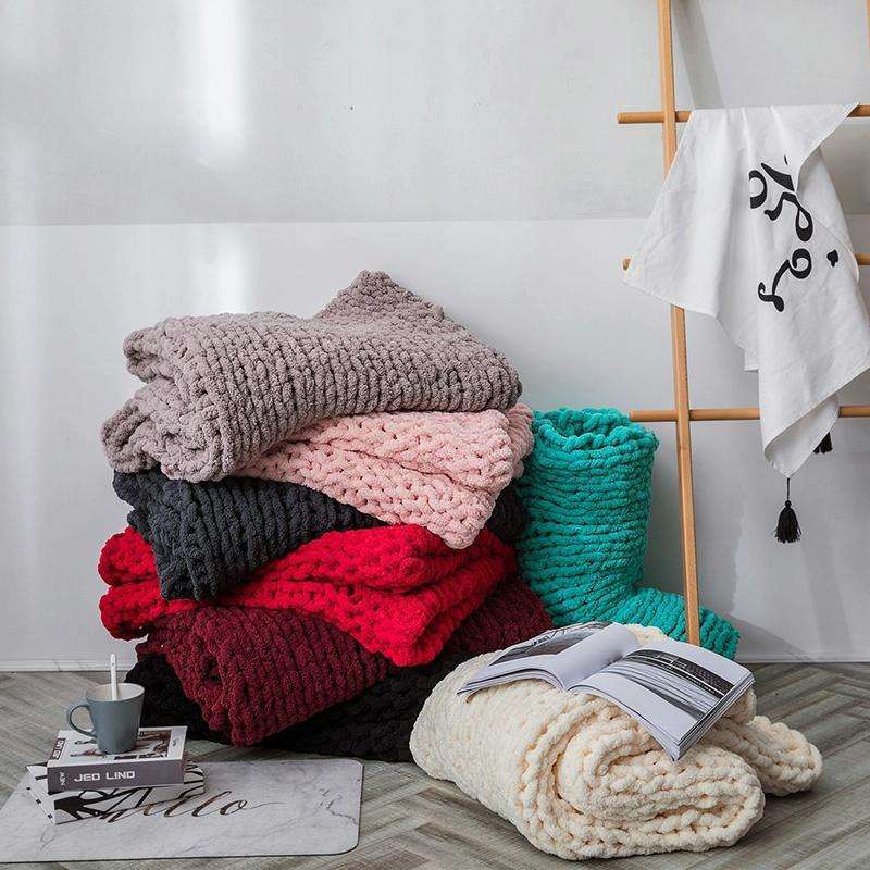 Handmade Thick Wool Knitted Blanket Sofa Chenille Stick Knitted Blanket, Size: 80 x 100 CM(Scarlet)