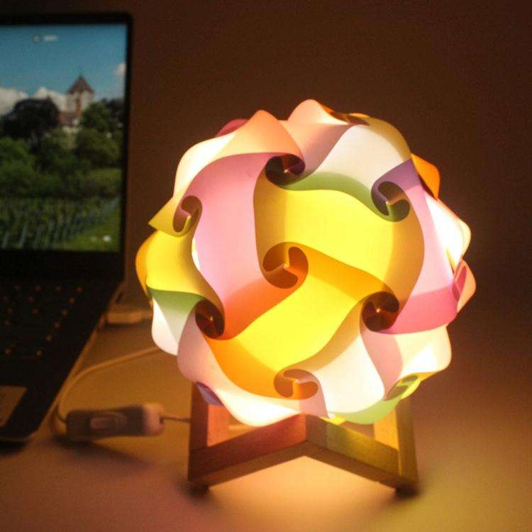 Creative Bedroom Bedside Night Light USB Round Romantic Room Decoration Lamp with Wood Base, Styl...