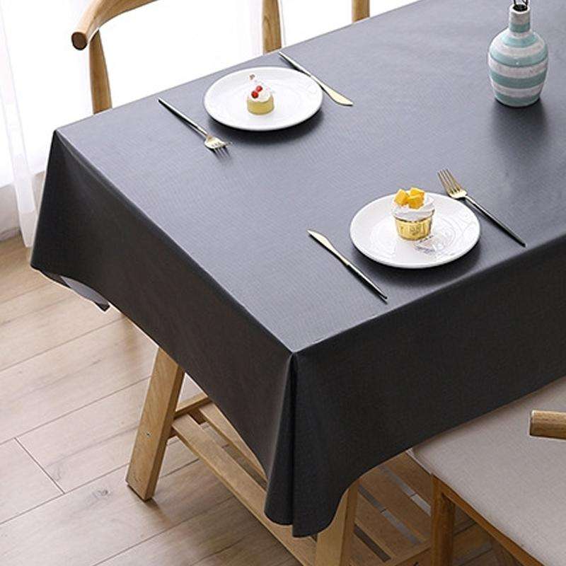 140x140cm Solid Color PVC Waterproof Oil-Proof And Scald-Proof Disposable Tablecloth(Black)