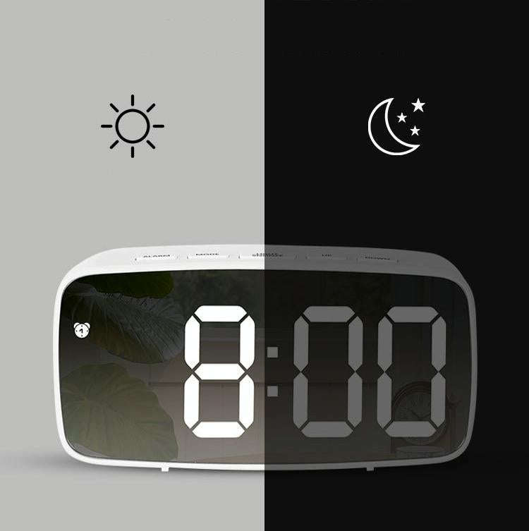 Mirror Bedside Alarm Clock Battery Plug-In Dual-Purpose LED Clock, Colour: Arc-shaped Black Shell...
