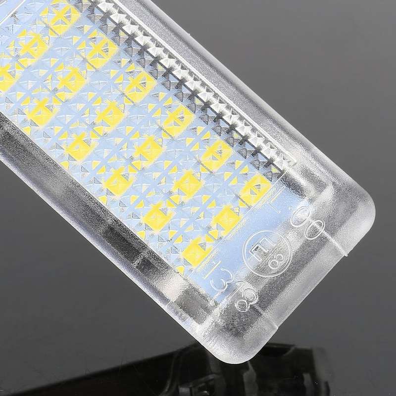 2 PCS DC12V / 1.5W / 6000K / 100LM Car Foot Nest Lights Footwell Lamp Seat Lamp 18LEDs SMD-3528 L...