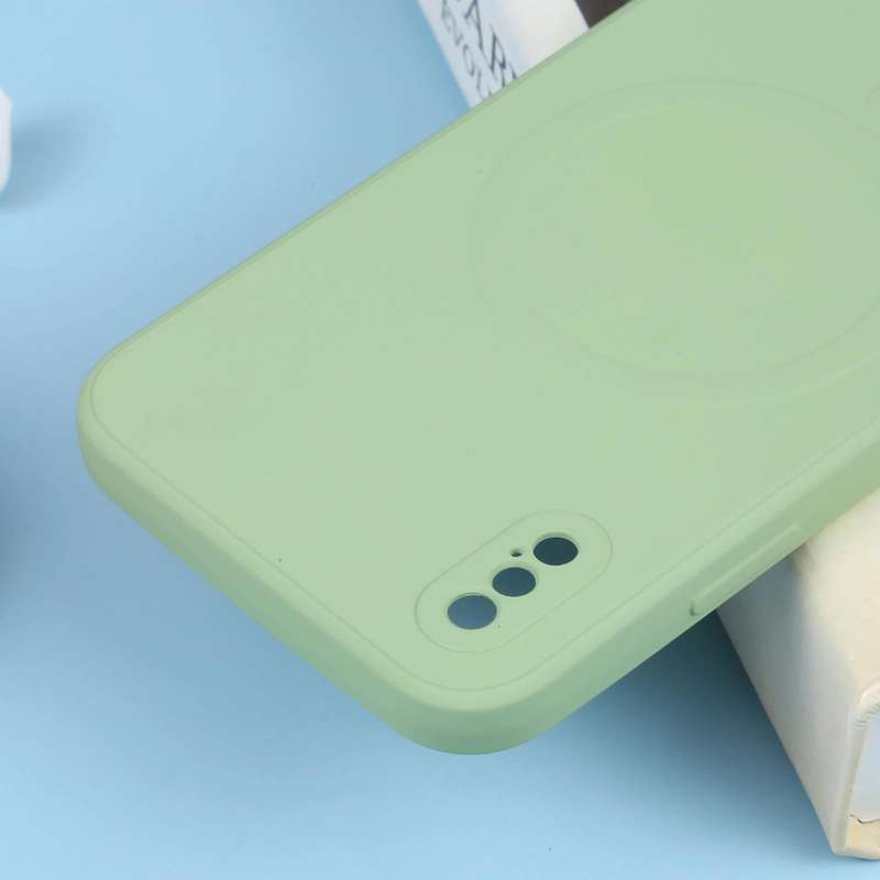 For iPhone X / XS Liquid Silicone Full Coverage Shockproof Magsafe Phone Case(Green)