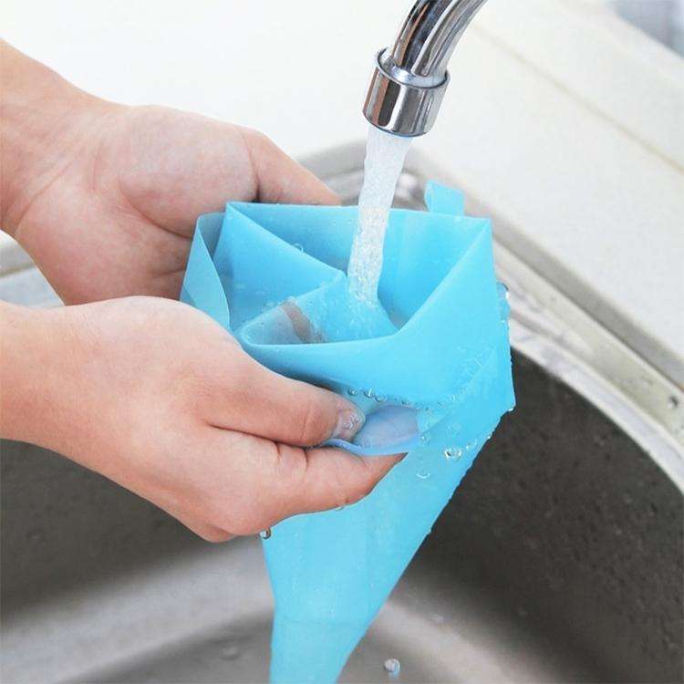 4 in 1 Silicone Icing Piping Cream Pastry Bag Nozzle DIY Cake Decorating Tools Set(EVA Bag Pink 4...