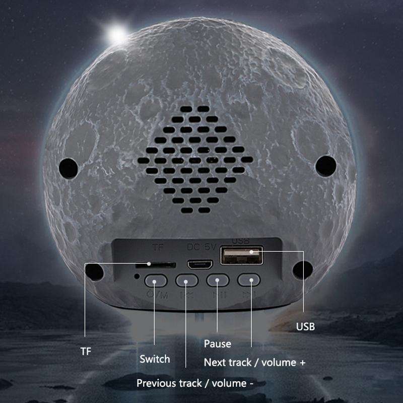 Y-598 Suspended Astronaut Bluetooth Speaker RGB Light Subwoofer Ornament,Spec: 598A Golden