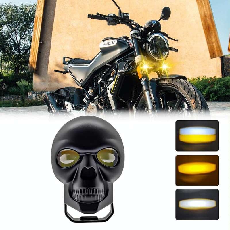 26W 3000LM Car Motorcycle IP68 Waterproof Skull Style Spotlight(Black)