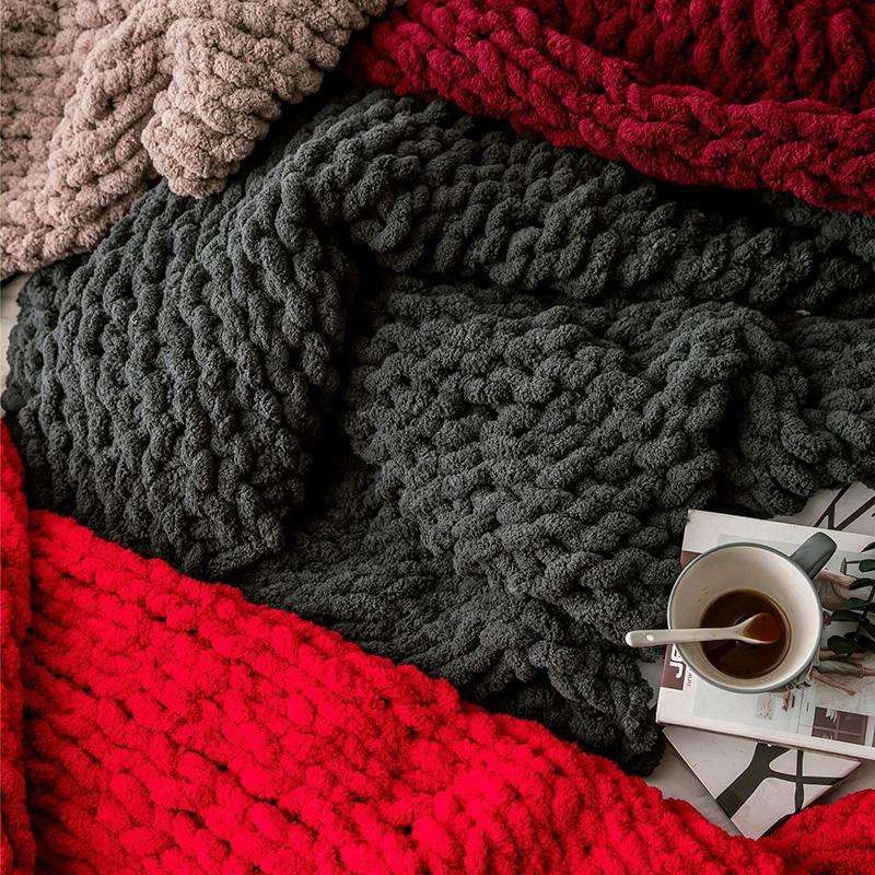 Handmade Thick Wool Knitted Blanket Sofa Chenille Stick Knitted Blanket, Size: 80 x 100 CM(Scarlet)