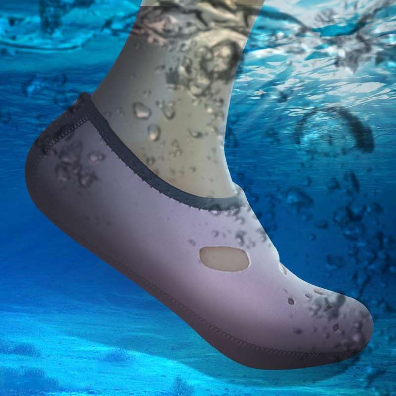 Comfortable and anti-slip 3MM swimming diving socks breathable water to swim the beach socks Size...
