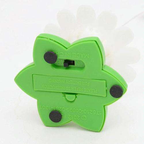 Electric Butterfly Flying Around The Flower Pet Cat Toy