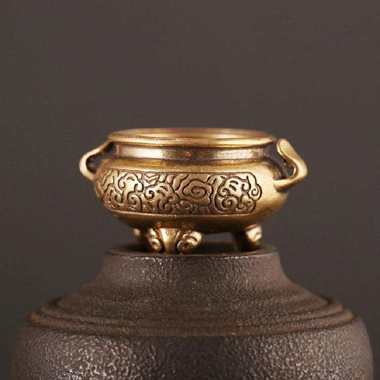 Antique Brass Bronze Tripod Censer Furnace Home Decoration(Brass)