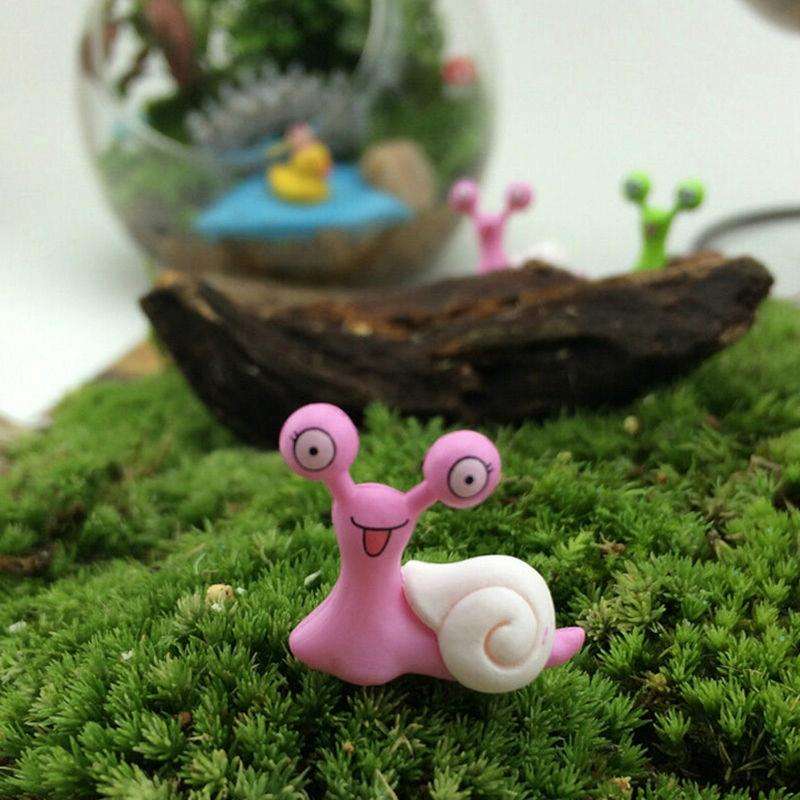 20 PCS Miniature Snail Statues Decorated Garden Toy House Decorations, Random Color Delivery