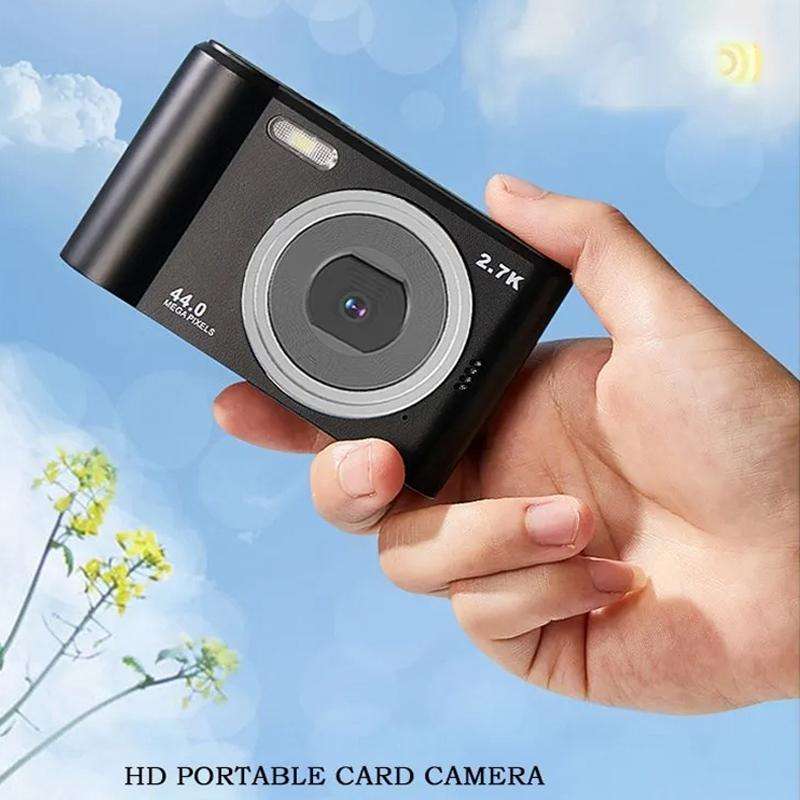2.4-inch TFT Color Screen HD Digital Camera Portable Travel 8X Zoom Smart Camera(Silver Standard)