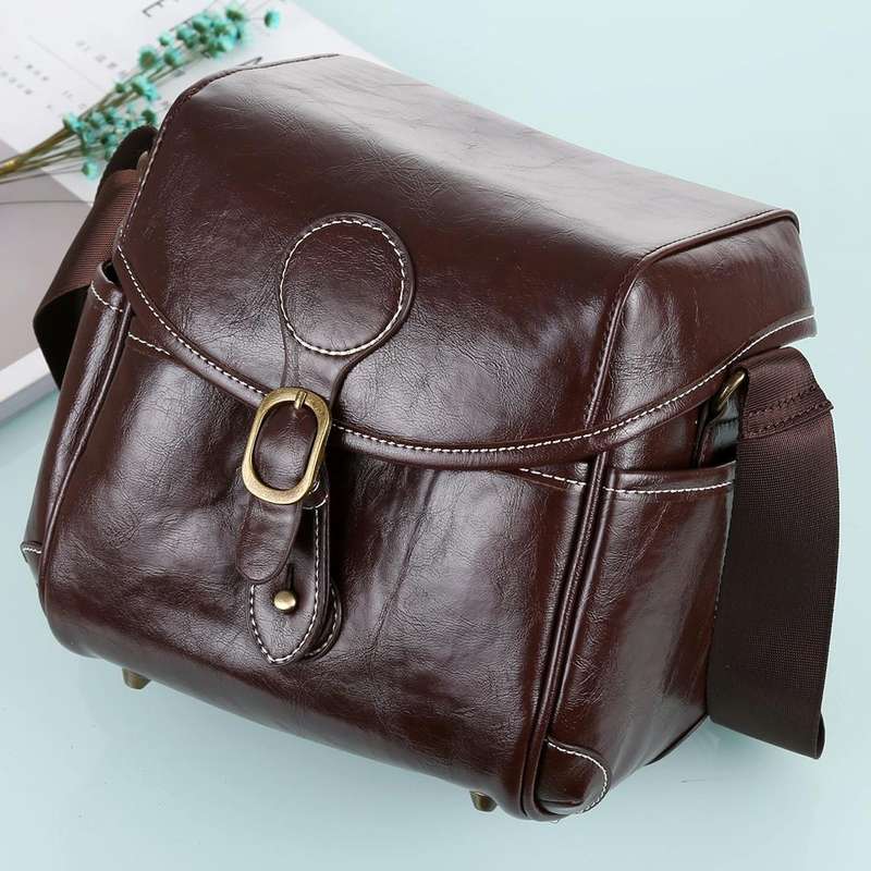 Portable Digital Camera Shoulder Bag Soft PU Leather Bag with Strap, Size: 21cm x 15cm x 20cm (Co...