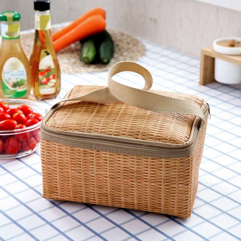Outdoor Camping Picnic Bag Wicker Picnic Basket Case Thermal Lunch Storage Box(Khaki)
