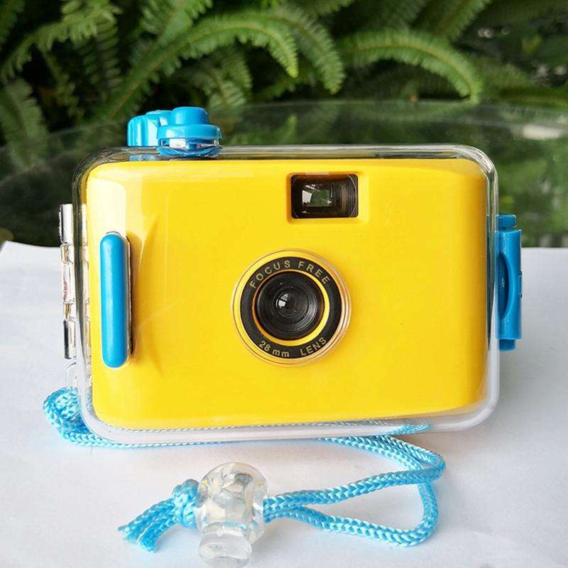 SUC4 5m Waterproof Retro Film Camera Mini Point-and-shoot Camera for Children (Yellow)