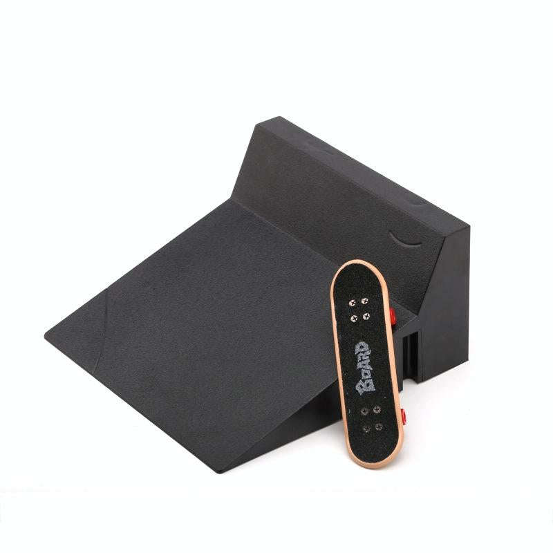 Finger Skateboarding Professional Field Prop Set, Style: C Model