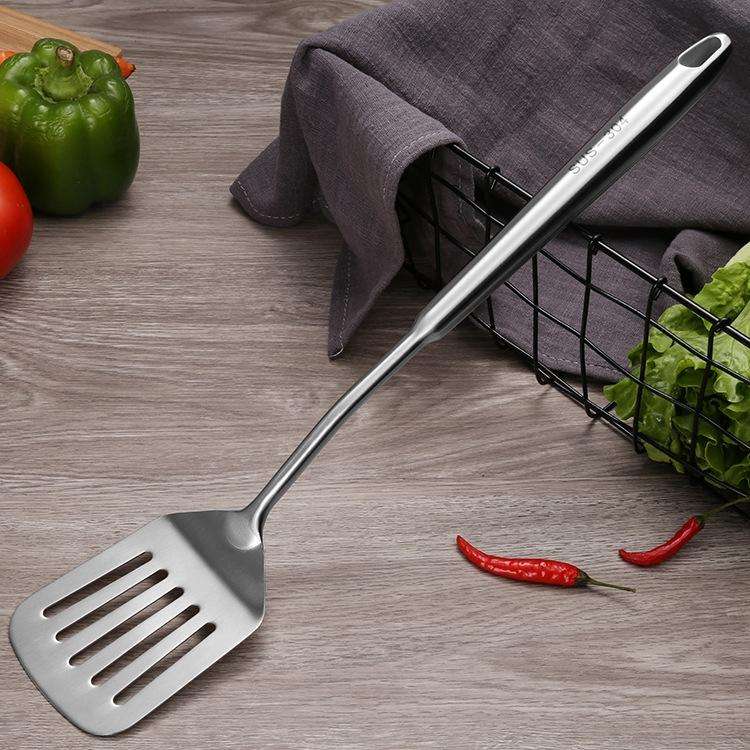 304 Stainless Steel Kitchen Equipment Thickened Hollow Handle Cooking Tool, Style: Slotted Shovel