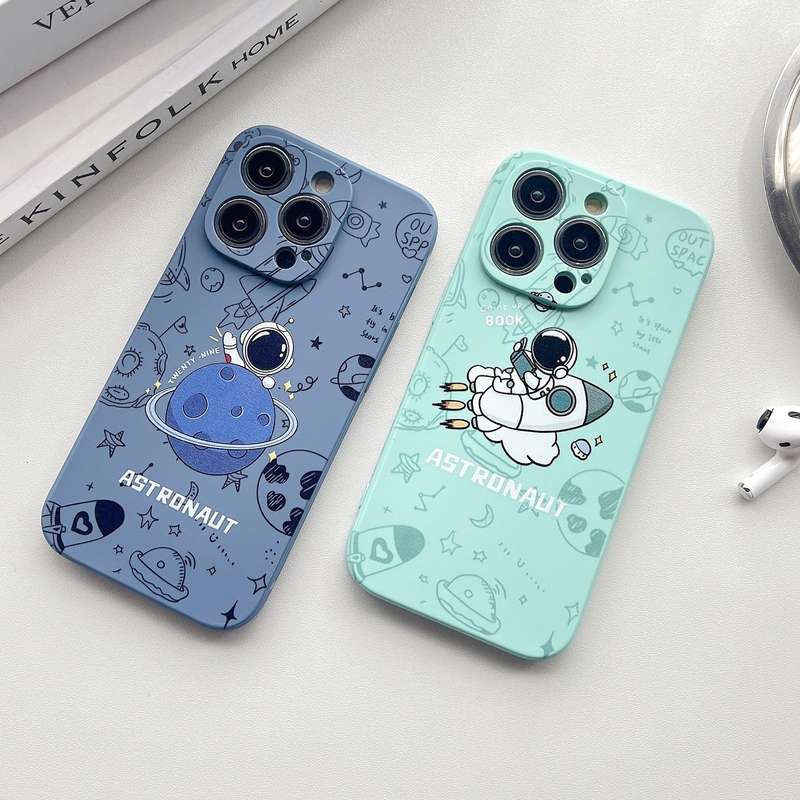 For iPhone XR Liquid Silicone Straight Side Phone Case(Blue Astronaut)