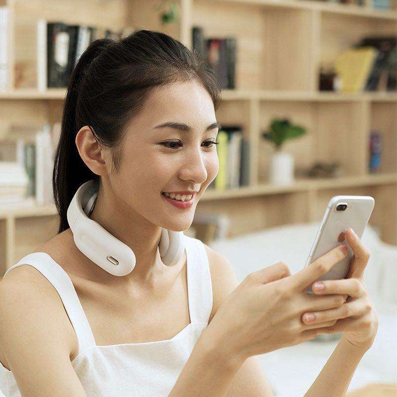 HJ001 Intelligent Mini Remote Control Electric Mini Shoulder Neck Cervical Massager (Blue)