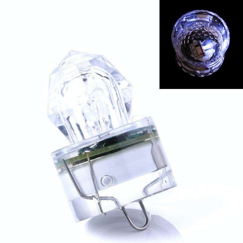 Deep Sea Night Fishing Diamond LED Flashing Light / Under Water Attract Fish Bait Lure Lamp (Rand...