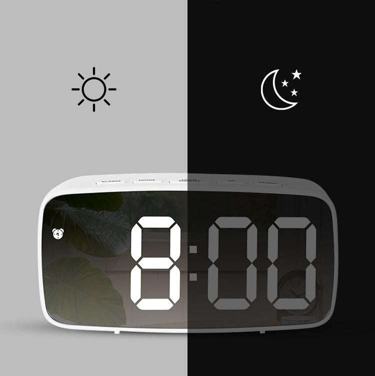 Mirror Bedside Alarm Clock Battery Plug-In Dual-Purpose LED Clock, Colour: Arc-shaped Black Shell...