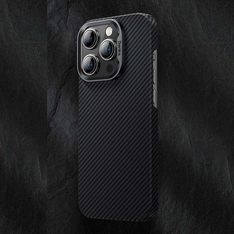 For iPhone 15 Pro Benks 600D Kevlar Carbon Fiber Phone Case(Black)