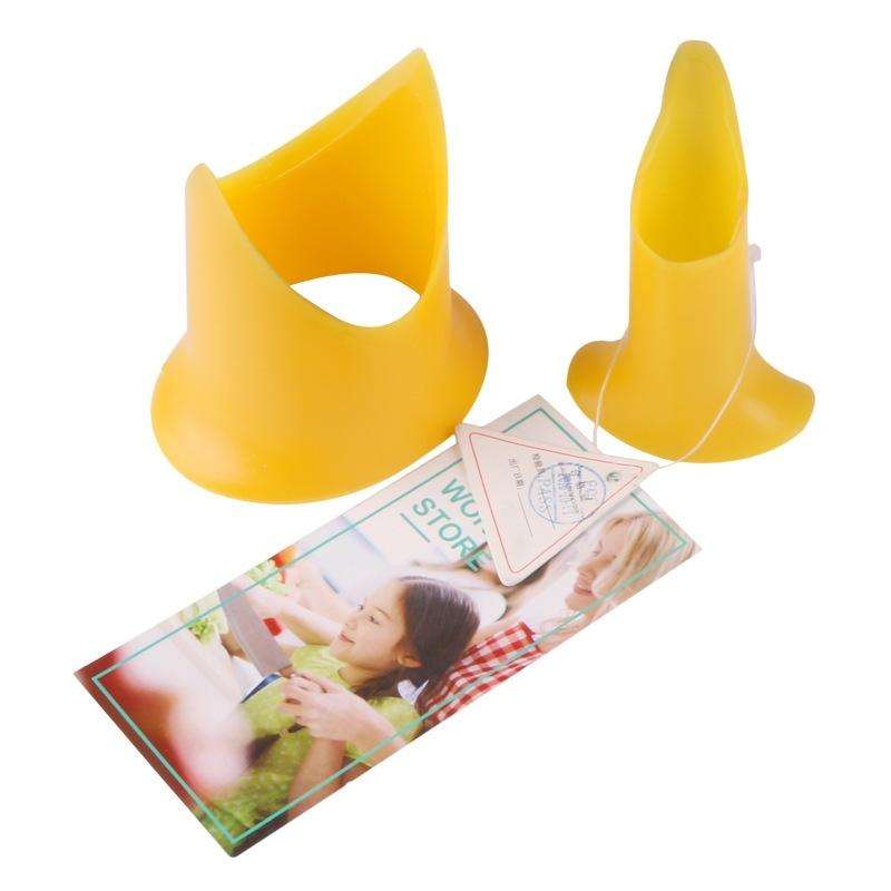 2 In 1 Chili Pepper Seed Extractor Kitchen Fruit and Vegetable Corer(OPP Packaging Color Random D...