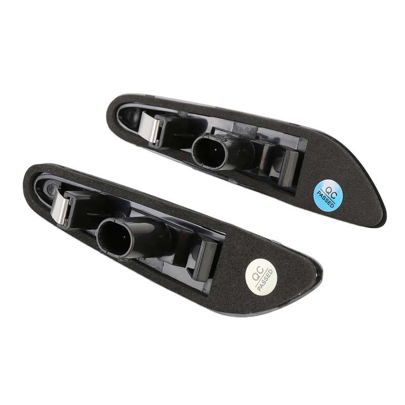 2 PCS D12V / 5W Car LED Dynamic Blinker Side Lights Flowing Water Turn Signal Light for BMW, Yell...