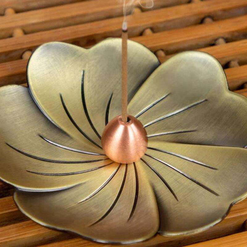 Household Bedroom Alloy sandalwood Furnace Creative Antique Line Incense Burner Incense Holder, S...