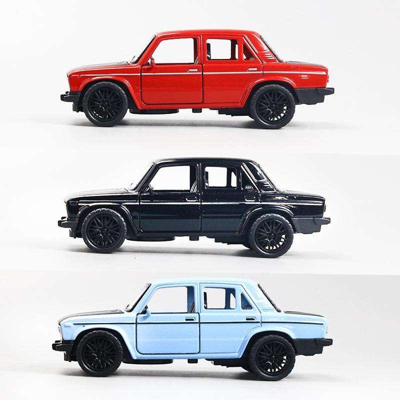 1:36 Alloy Car Model Three Open Door Small Car Toys Cake Ornaments(Black)