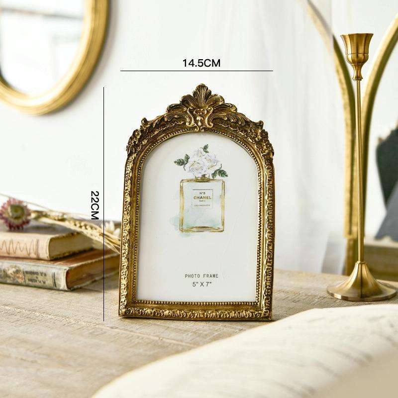 Retro Imitation Wood Home Decor Photo Frames, Spec: Arched-7 inches