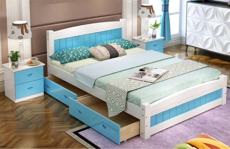 Straight-up Isabella Bed
