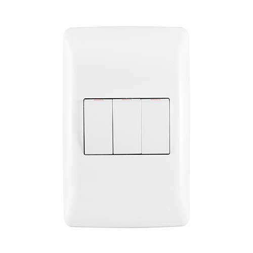 Crabtree Diamond 3 Lever Light Switch 2 x 4