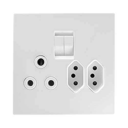 Crabtree Topaz Slimline Combo Socket 4 x 4 - White