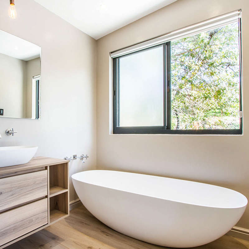Livingstone Chloe Freestanding Bath