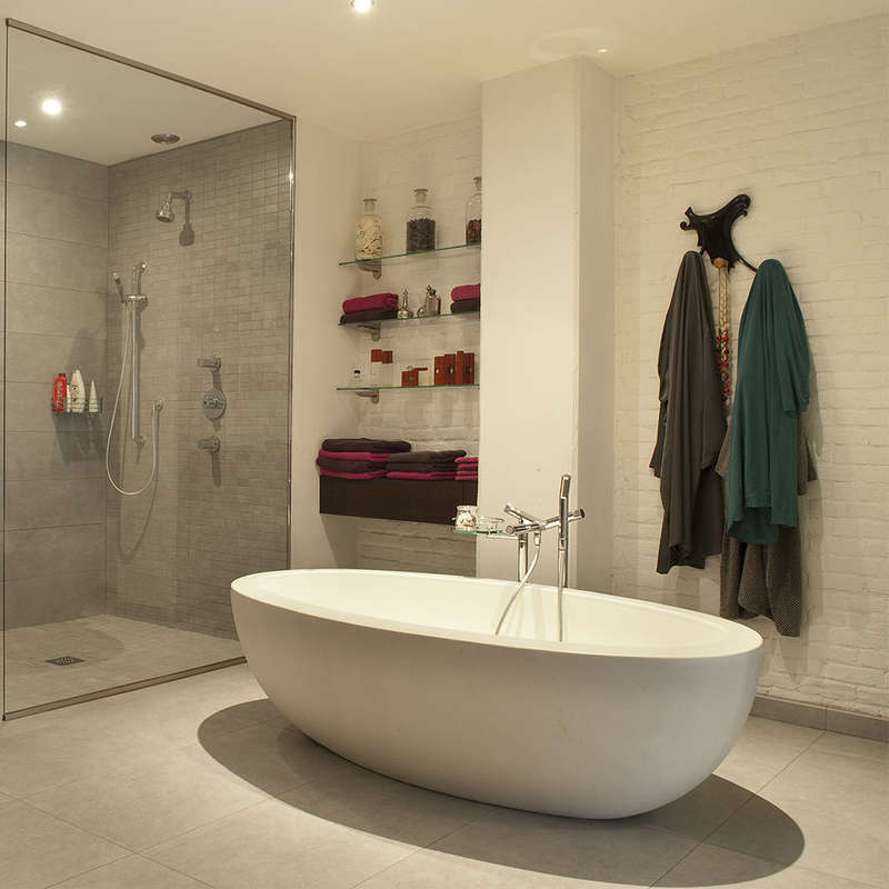 Livingstone Isola Freestanding Bath