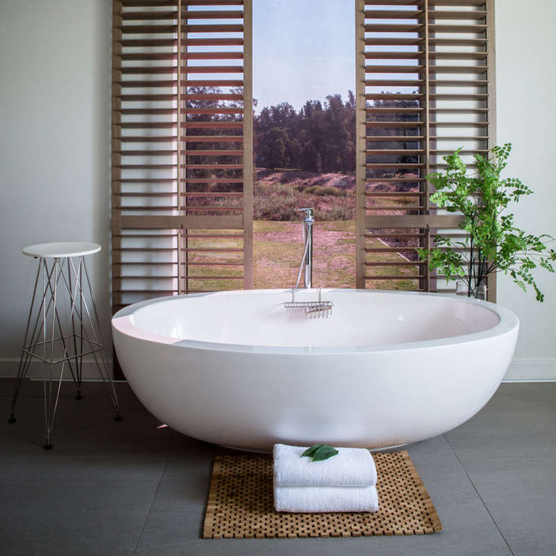 Livingstone Isola Freestanding Bath